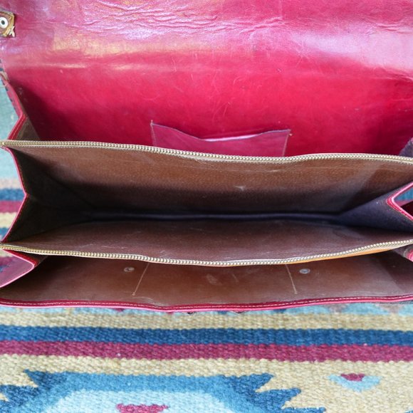 Floral Embossed Vintage Red Leather Clutch Purse - Picture 6 of 6